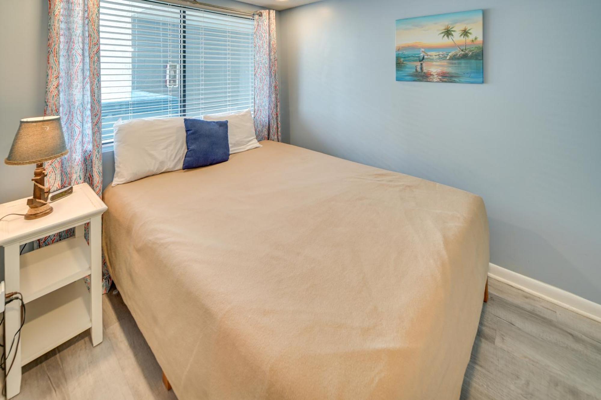 Cozy Coastal Condo With Airy Oceanfront Balcony Миртл-Бич Экстерьер фото