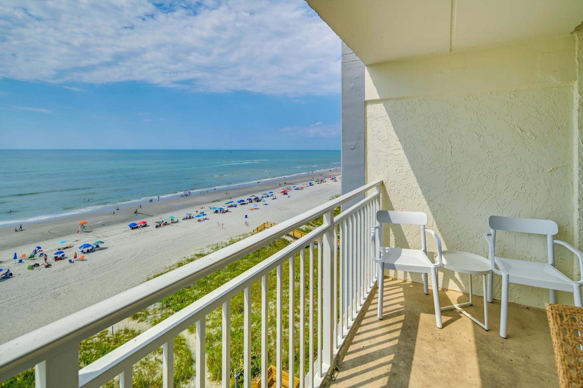 Cozy Coastal Condo With Airy Oceanfront Balcony Миртл-Бич Экстерьер фото